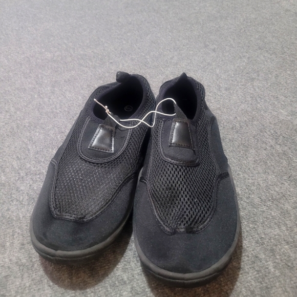 NEW Men's Water Shoes~River~Ocean Shoes~Revolution ~Size 9/10 - Picture 2 of 4